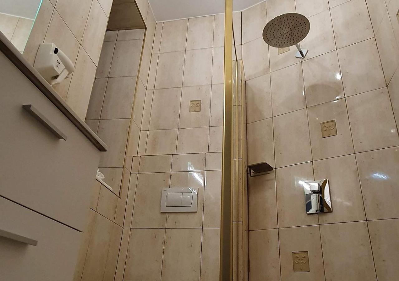 מלון קאמפולונג מולדובנסק Casa Domneasca Rarau מראה חיצוני תמונה